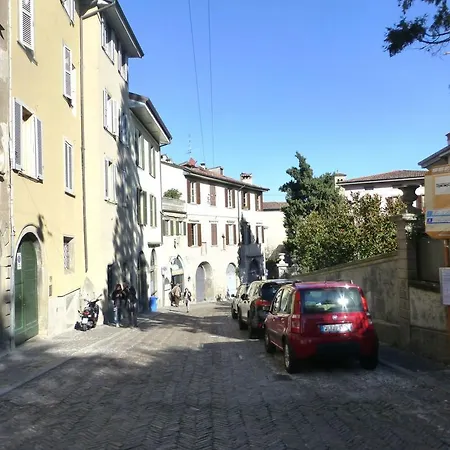 Ferienwohnung Porta Dipinta House Bergamo Alta Zimmer foto